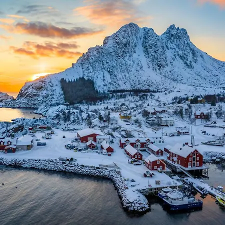 Ure Lodge, Leknes, Lofoten * Sennesvik