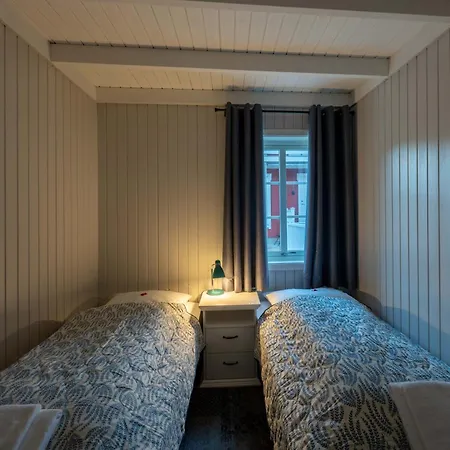 Apartament Ure *