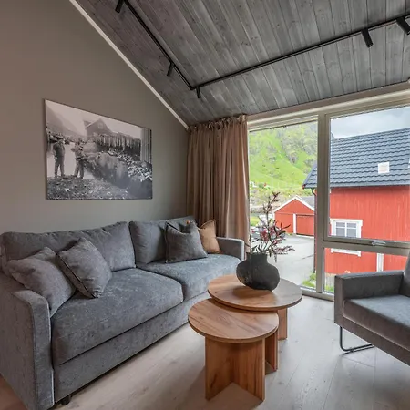 Ure Lodge, Leknes, Lofoten *