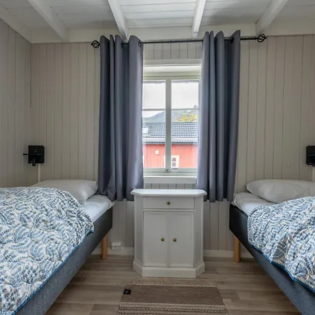 Ure Lodge, Leknes, Lofoten * Sennesvik