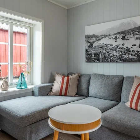 Ure Lodge, Leknes, Lofoten * Sennesvik