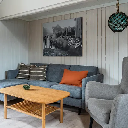 Ure Lodge, Leknes, Lofoten *