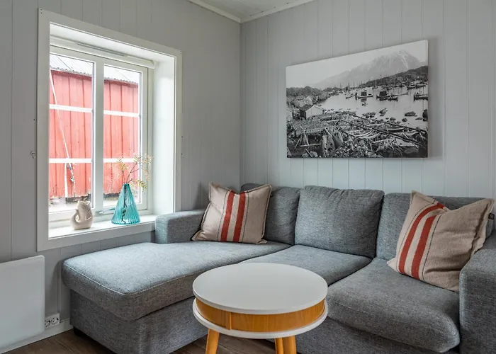 Ure Lodge, Leknes, Lofoten * Sennesvik